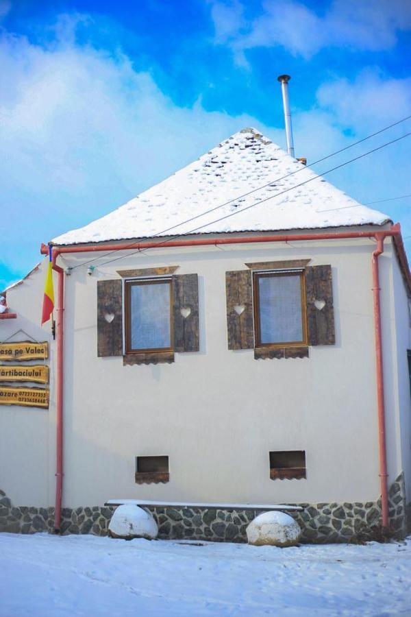 Penzion Casa Pe Valea Hartibaciului Barcut Exteriér fotografie